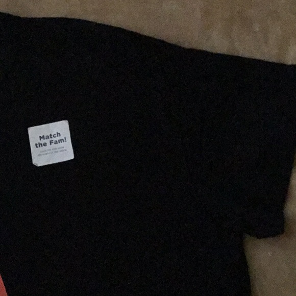 Old Navy Designer Holiday Women’s Tee / Black /Believe Graphic Print🆕🆕🆕 - Picture 5 of 6